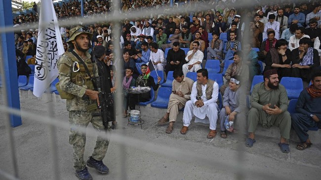 Kekuasaan Taliban di Afghanistan tak semata-mata mulus, ISIS-K mulai mengganggu dengan teror-teror bom bunuh diri.