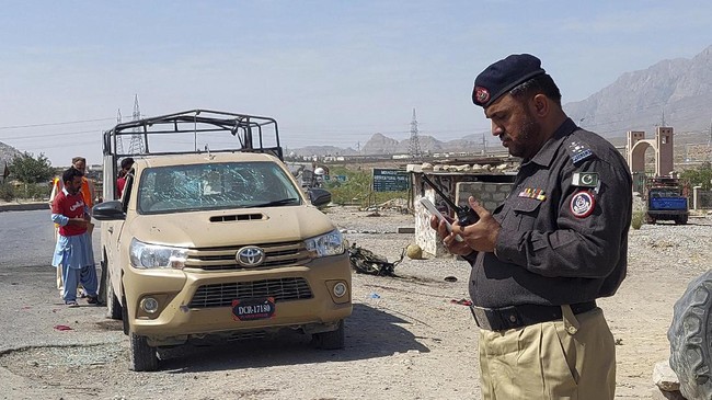 Pasukan keamanan Pakistan-Afghanistan terlibat baku tembak di perbatasan kedua negara itu, Senin (3/3), hingga menyebabkan 1 orang meninggal dunia.