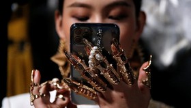 Cara Ubah Ponsel Android dan iPhone Jadi Webcam