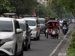 Wisatawan di Yogyakarta Pilih Rental Mobil Dadakan saat Nataru