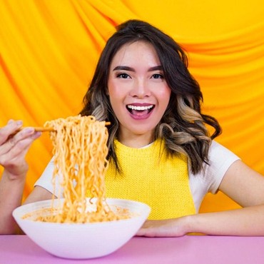 Permintaan Maaf Mgdalenaf Usai Dihujat karena Curhat Ditolak Restoran