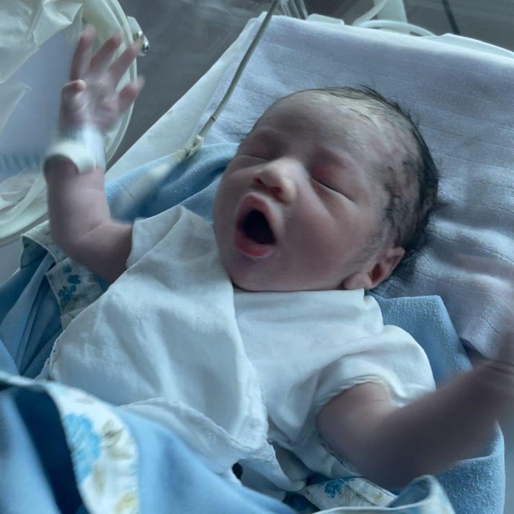 <p>Nama bayinya bagus, Bunda. Namanya Ryuga Rafif Atharrazka yang artinya anak pertama yang kaya dan berani, soleh, berakhlak baik, dan memiliki keberuntungan rezeki yang bersih. (Foto: Instagram @ryugarafifatharrazka)</p>