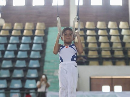 Anak Begitu Aktif, Orang Tua Ini Kenalkan Gymnastic ke Putranya & Kini Jadi Atlet
