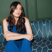 Simpel dan Feminin, 5 Inspirasi Gaya Rambut Panjang ala Mawar Eva de Jongh