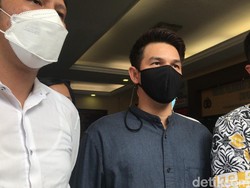 Jonathan Frizzy Sempat Ingin Damai dengan Dhena Devanka