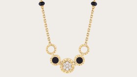Kalung Mangalsutra Bulgari Picu Reaksi Warganet India