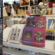 Viral dan Jadi Sorotan, Remaja Ini Mencuri Uang untuk Membeli Merchandise K-Pop