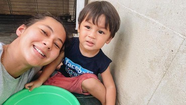 Siap Lahiran Oktober, Paula Verhoeven Usaha Kenalkan Kiano ke Calon Adik