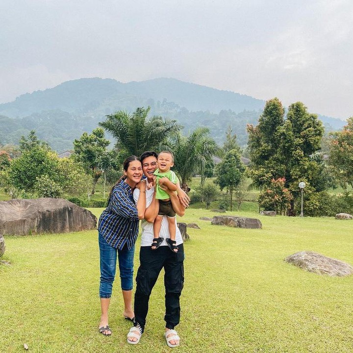 <p>Kalau yang ini ketika Kiano diajak liburan singkat oleh ayah dan bundanya. (Foto: Instagram @paula_verhoeven)</p>