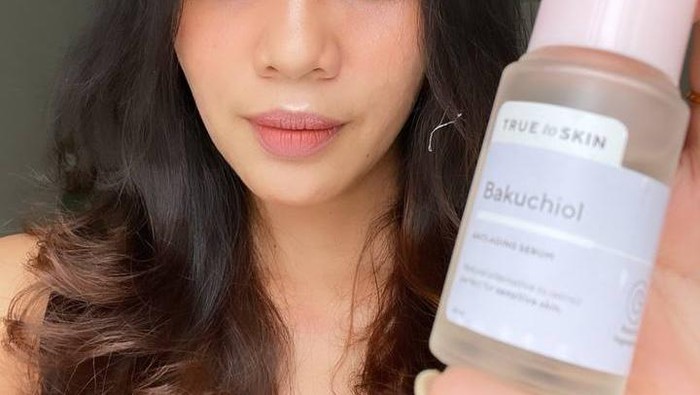 Review Serum Lokal,  Bakuchiol True to Skin, Antiaging untuk Si Kulit Sensitif