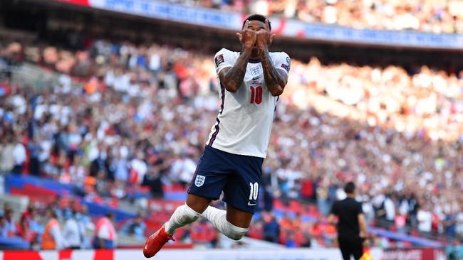 Jesse Lingard memberikan sinyal berkolaborasi dengan Cristiano Ronaldo di Manchester United pada musim ini usai mencetak gol bagi timnas Inggris.