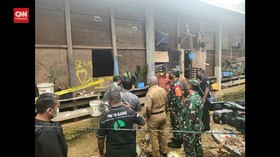 VIDEO: 2 Terduga Pelaku Penyerangan Posramil Kisor Ditangkap