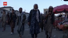 VIDEO: Warga Minta Taliban Pakai Seragam saat Patroli