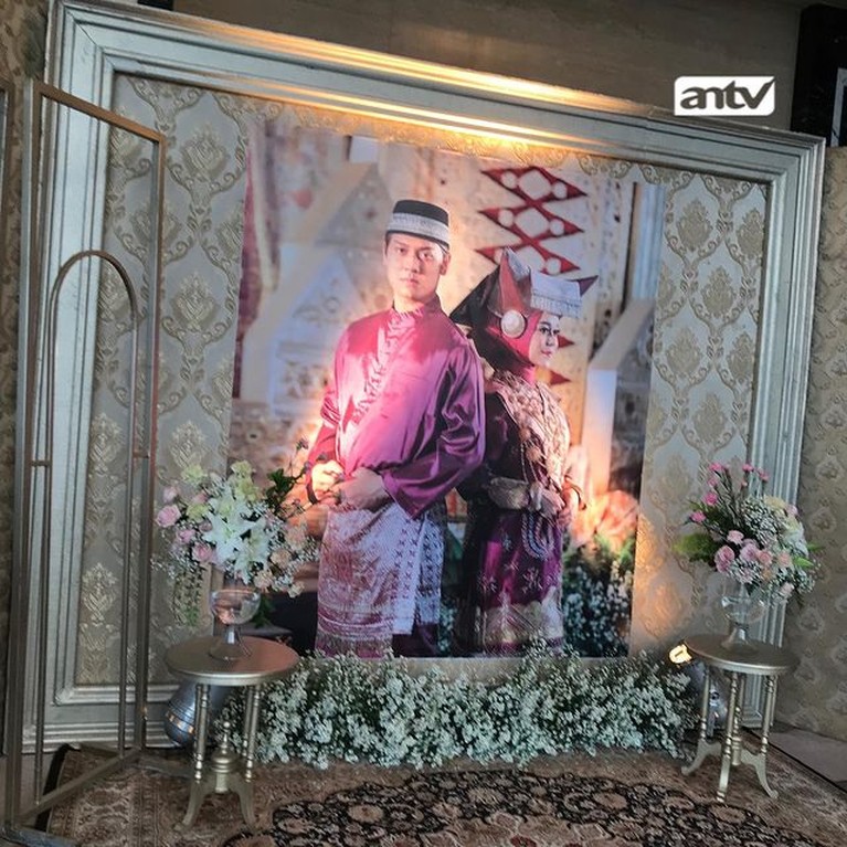 Utang Menumpuk, Intip Mewahnya Acara Penutupan Pernikahan Lesti Kejora & Rizky Billar Rizky Billar dan Lesti Kejora menggelar acara penutupan pernikahan mereka dengan mewah dan meriah. Yuk intip!