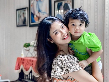Kisah Amanda Zevannya Pernah Alami Postpartum Depression Usai Melahirkan