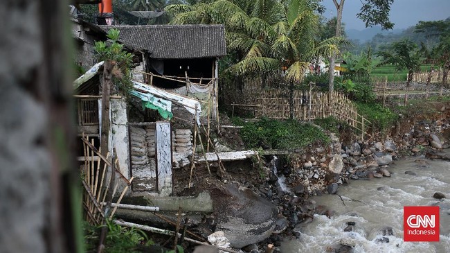 BPBD Cianjur telah mengajukan permohonan perbaikan jembatan putus di Kecamatan Cidaun, Cianjur, kepada BNPB. Dalam waktu dekat pengerjaan dilakukan.