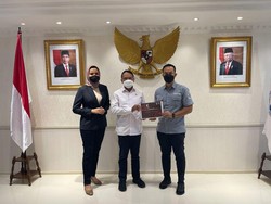 Dirut IBL Sambangi Menpora, Bahas Kompetisi Basket 2022