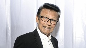 Koes Hendratmo Meninggal Empat Bulan Usai Istri Wafat