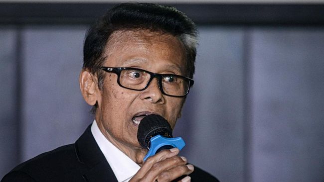 Selama lebih dari empat dekade, Koes Hendratmo merilis sejumlah album, mulai dari solo, kompilasi, best of, dan lintas genre, dari pop hingga jazz.