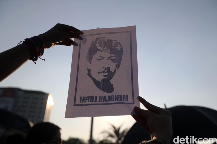 Kumpulan Quotes Munir Tentang HAM hingga Kesederhanaan