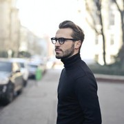 5 Trik Meluluhkan Hati Zodiak Leo, si Narsis yang Posesif!