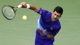 Tertahan di Bandara, Djokovic Terancam Batal Ikut Australia Open
