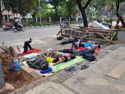 Pencari Suaka Balik Lagi ke Kebon Sirih, Satpol PP Koordinasi ke UNHCR