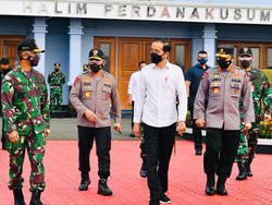 Jokowi Tinjau Vaksinasi-Resmikan Bendungan di Jawa Timur Hari Ini