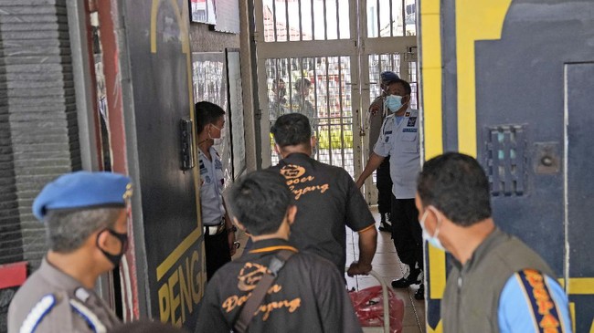 Dirreskrimum Polda Metro Jaya menerangkan kesimpulan sementara bahwa berdasarkan hasil olah TKP kebakaran Lapas Klas 1 Tangerang, api berasal dari satu titik.