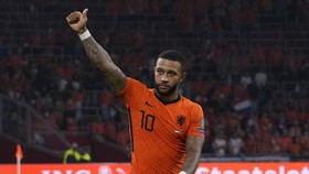 Depay Siap Jadi Messi Baru di Barcelona