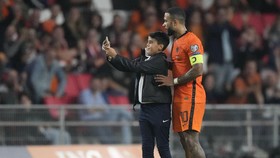 Fan Cilik Dihukum 5 Tahun Usai Selfie dengan Depay