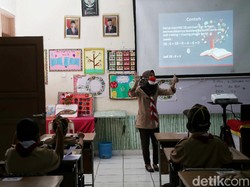 8.344 Pendidik dan Tenaga Pendidik di DKI Belum Divaksin Corona