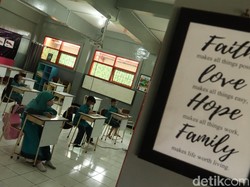 Senangnya Siswa di Bandung Ikut Pembelajaran Tatap Muka