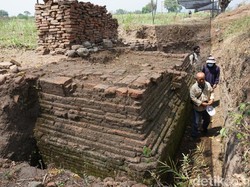 Pakar Geologi Sebut Istana Paman Hayam Wuruk Runtuh Diterjang Banjir Bandang