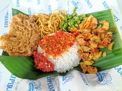 Superames: Huaaah! Nasi Rames Komplet Pakai Sambal Terpedas di Dunia