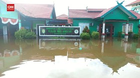 VIDEO: Rumah Sakit Kebanjiran, Pasien Covid-19 Dievakuasi