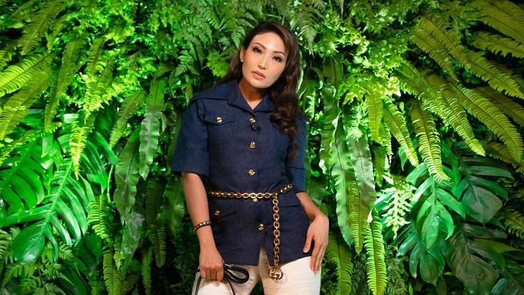 Ayu Dewi