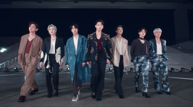 BTS kembali dinobatkan sebagai Global Recording Artist of the Year dari IFPI.