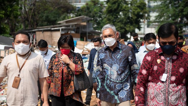 Satgas BLBI memanggil Suyanto Gondokusumo untuk menyelesaikan hak tagih negara senilai Rp904,48 miliar.