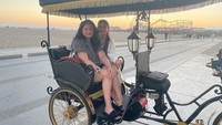 <p>Melalui Insta Story-nya, Marshanda pernah membeberkan alasan dirinya harus ke LA untuk terapi. Katanya, terapi yang ia butuhkan hanya ada di sana dan memang sengaja diambil karena saat ini ia mencoba untuk menurun dosis obat. (Foto: Instagram @marshanda99)</p>