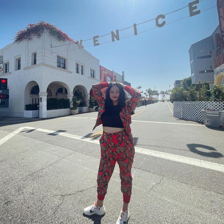 <p>Enggak hanya itu, mantan istri Ben Kasyafani itu juga gencar menyebarkan pesan <em>body positivity</em> karena percaya diri menunjukkan potret diri tanpa editan. (Foto: Instagram @marshanda99)</p>