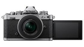 Nikon Z fc Diluncurkan, Dilengkapi 2 Pilihan Lensa