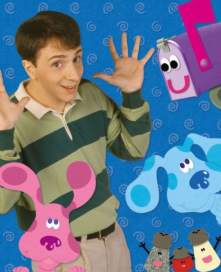 Potret Terbaru Steve Burns Pembawa Acara Blue's Clues di Era 90-an Steve Burns mengunggah video alasan dirinya keluar dari Blue's Clues pada Rabu (8/9). Yuk kita intip potret terbarunya!