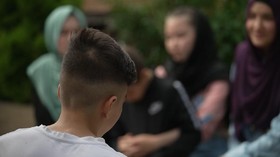 VIDEO: Kisah Pengungsi Anak-anak Afganistan Tiba di Inggris
