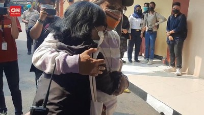 img-title VIDEO: Kisah Pilu Keluarga Korban Kebakaran Lapas Tangerang