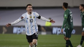 Messi Hattrick, Argentina Menang 3-0 Atas Bolivia