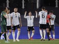 FOTO: Hattrick Messi Lewati Rekor Gol Pele