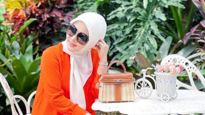 5 Tas Mewah Hermes yang Sering Ditenteng Syahrini, Berapa Harganya yang Paling Mahal?