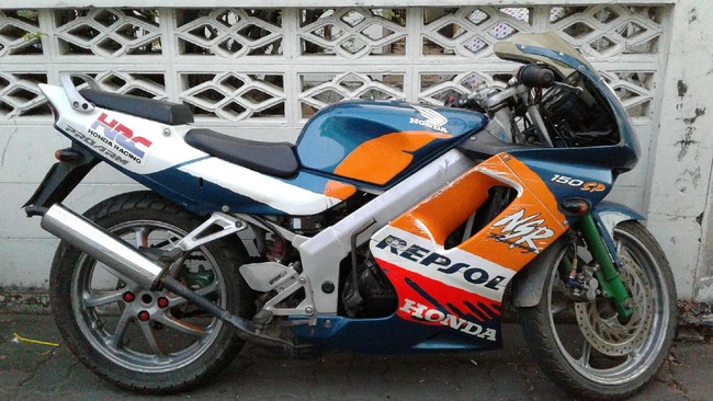 Honda NSR150 awalnya merupakan produk impor Thailand, namun sempat diproduksi di Indonesia.