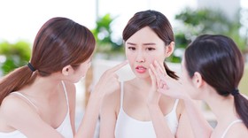 img-title Viral Cabut Komedo Pakai Putih Telur di Medsos, Jangan Ditiru!